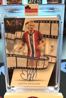 Erling Haaland Noir Freeze Frame auto
